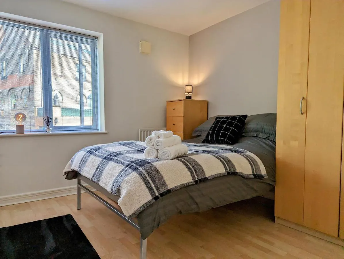 Quayside Apartment With Riverside Views & Parking Newcastle upon Tyne United Kingdom